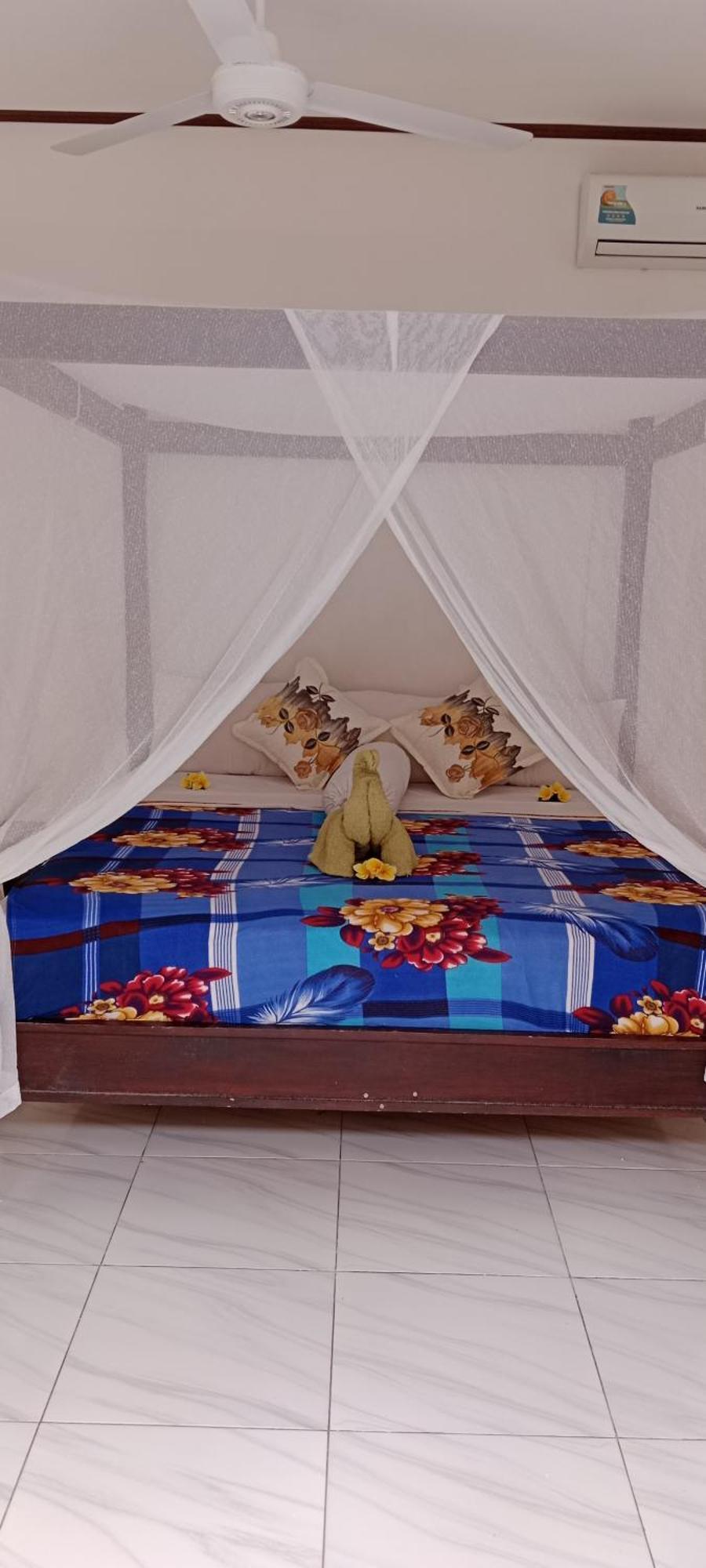 Beten Enjung Home Stay&Waroeng Amed Exterior foto