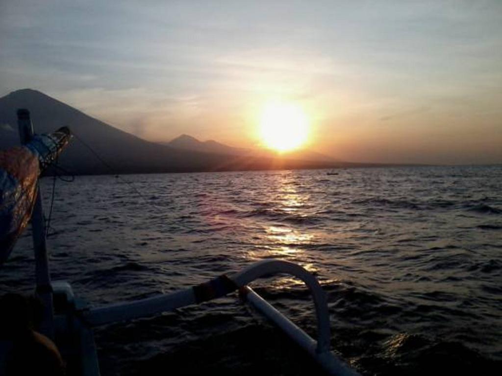 Beten Enjung Home Stay&Waroeng Amed Cameră foto